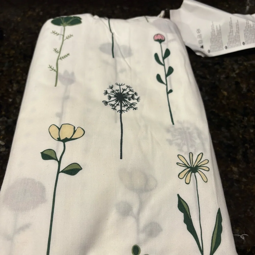 NWT IKEA NATTSLÄNDA Twin Duvet Cover Set with Floral Design